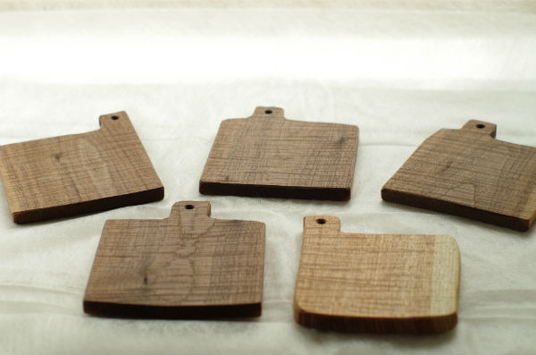 いろんな材で制作した木製ミニカッティングボード